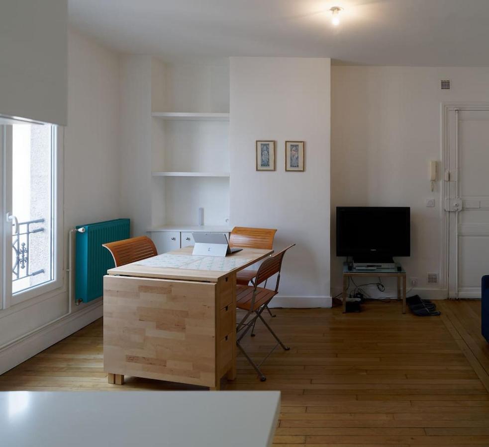 Quiet Apartment Near Montmartre Paris Bagian luar foto